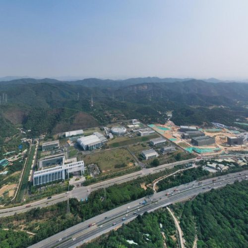 2021年,预计全年经济总量突破万亿元