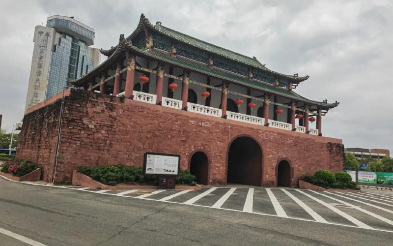 西城楼大街-莞城